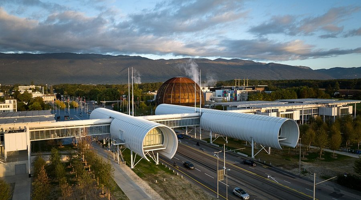 CERN, 가속기 제어 시스템을 RHEL에서 Debian으로 전환